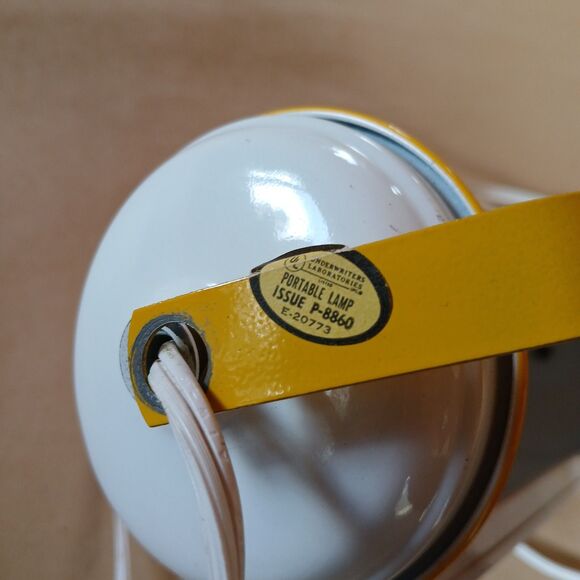 Vintage 1970s Underwriter Laboratories Inc P-8660 Hanging Light Fixture White - Picture 2 of 8